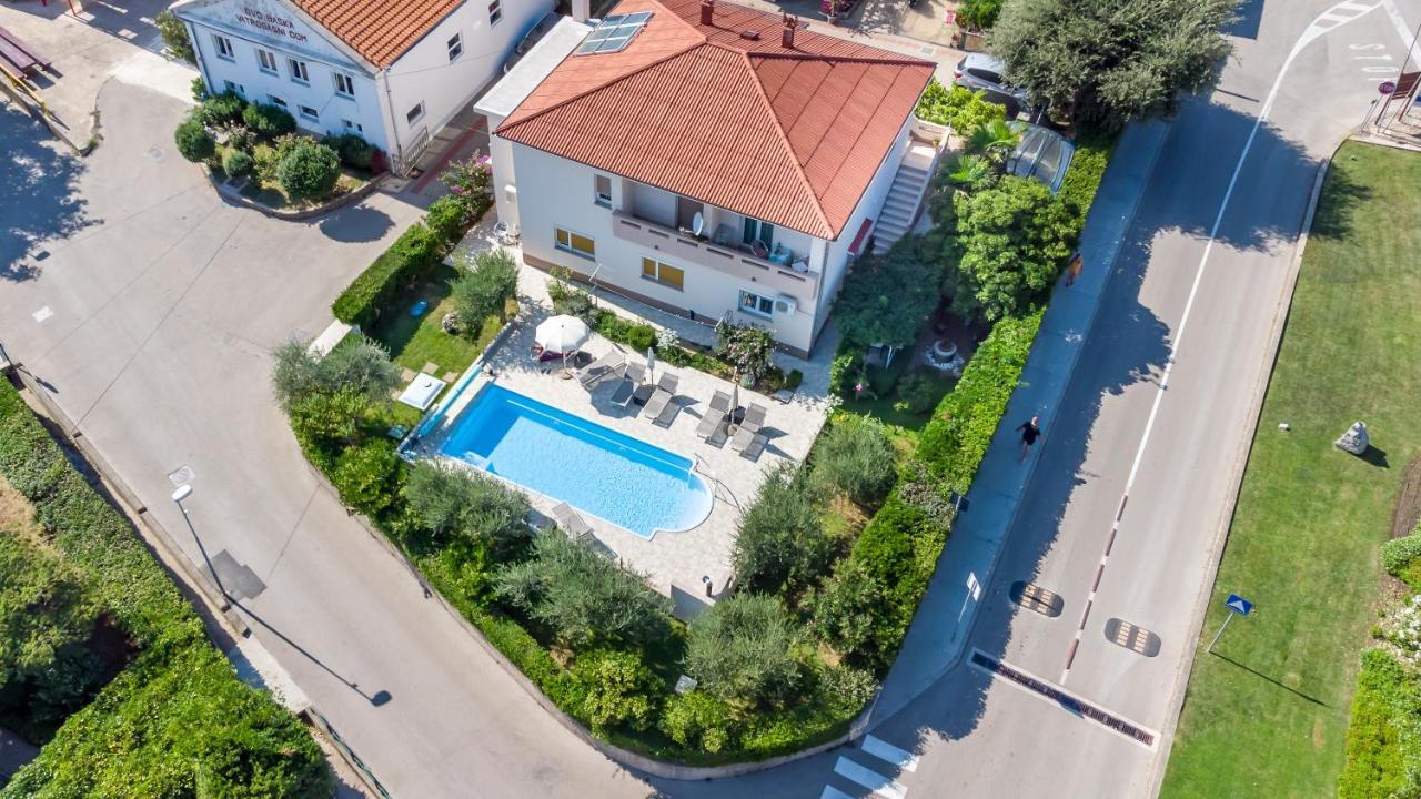 Meri Baška Exterior foto